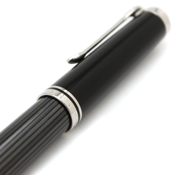 スーベレーン M805 万年筆 ブラック ストライプ | 伊東屋
