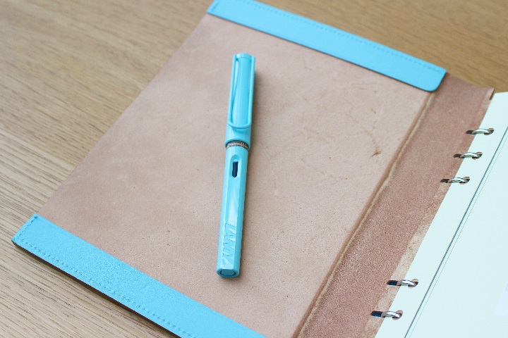 アシュフォード　レザーリフィルパッド(A5サイズ)