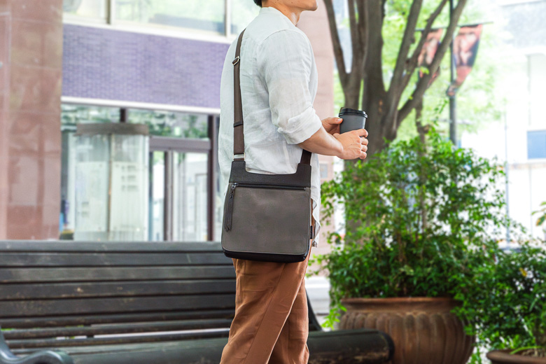 伊東屋　カラーチャート　トラベラーズポケット