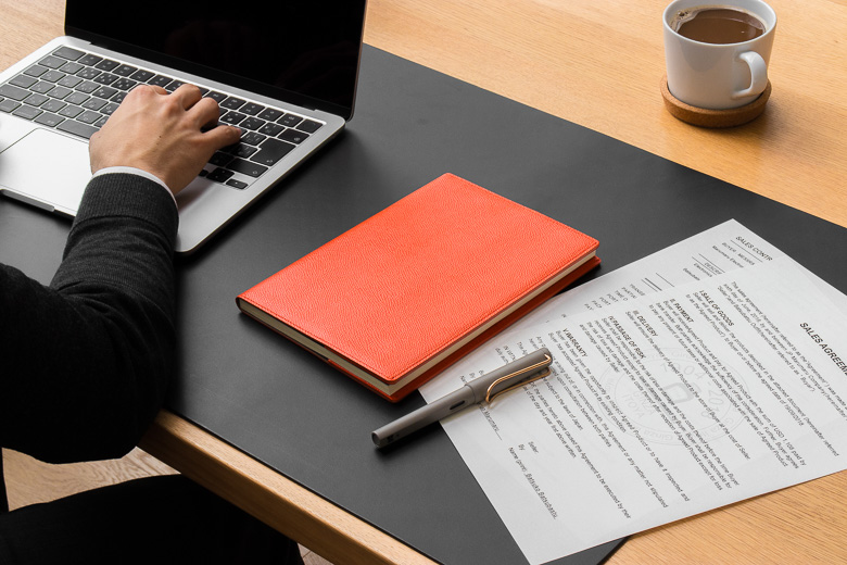 伊東屋　カラーチャート　ノートカバー A5