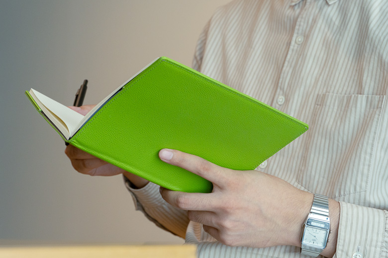 伊東屋　カラーチャート　ノートカバー A5