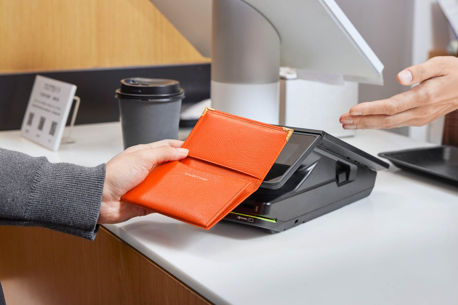 伊東屋　カラーチャート　二つ折り名刺入れ