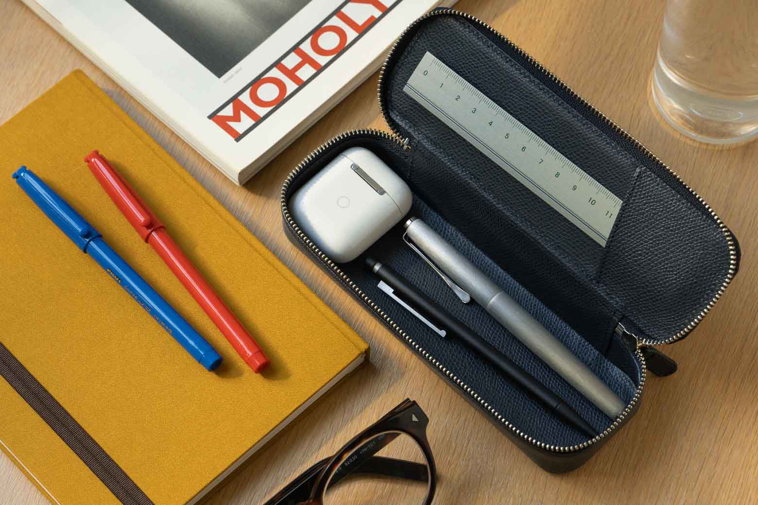 伊東屋　カラーチャート　ペンケース