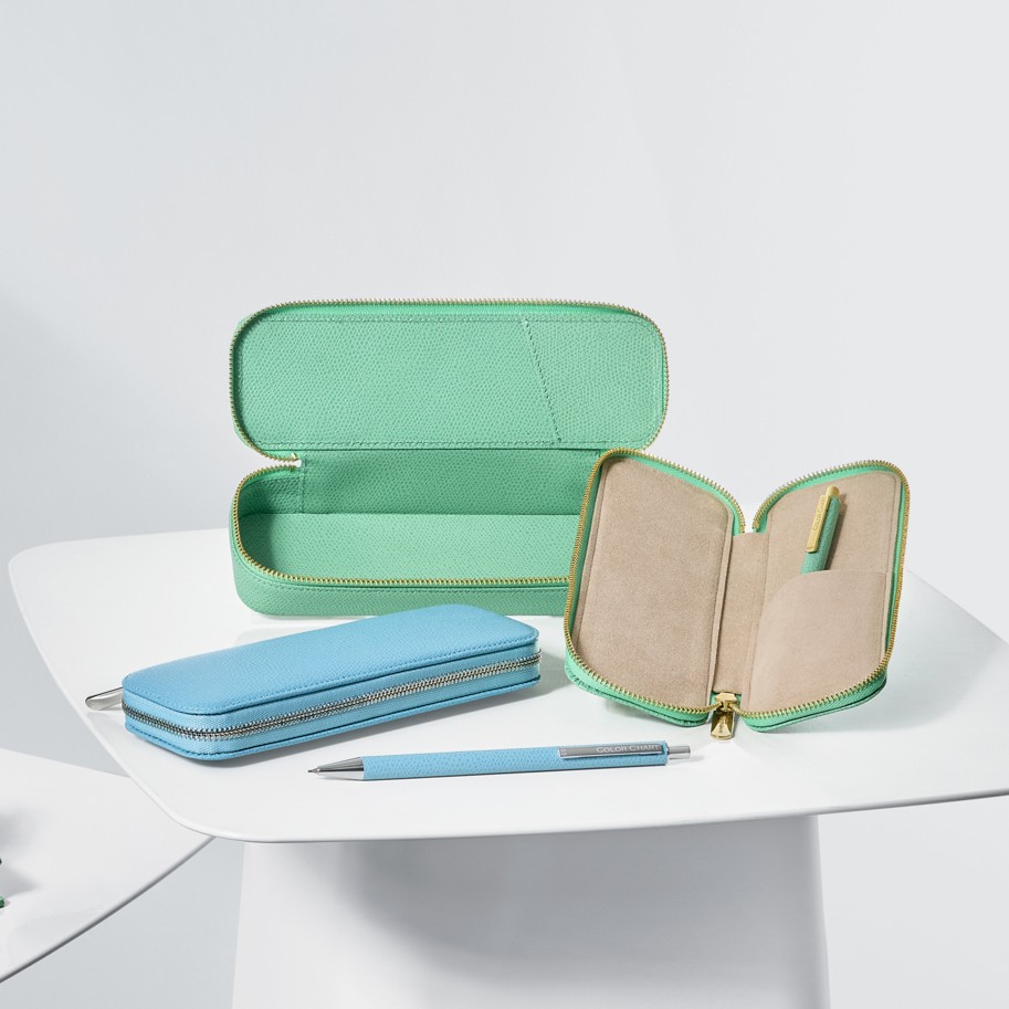 sシーズナルカラーのアイテム