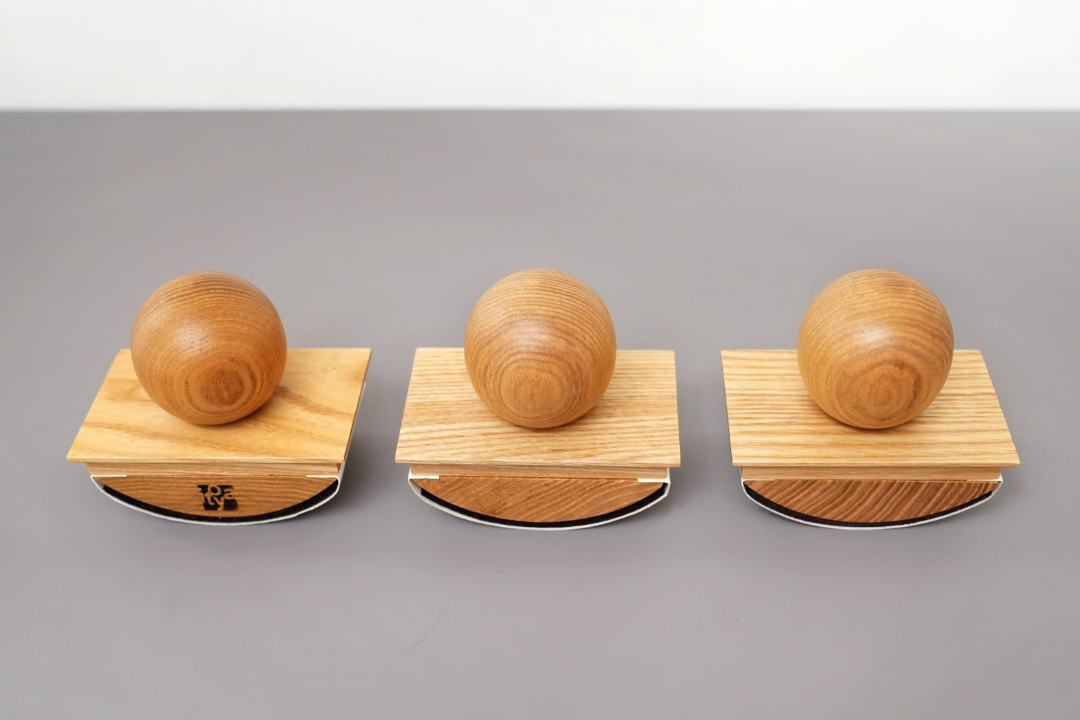 伊東屋　デスクトップステーショナリー