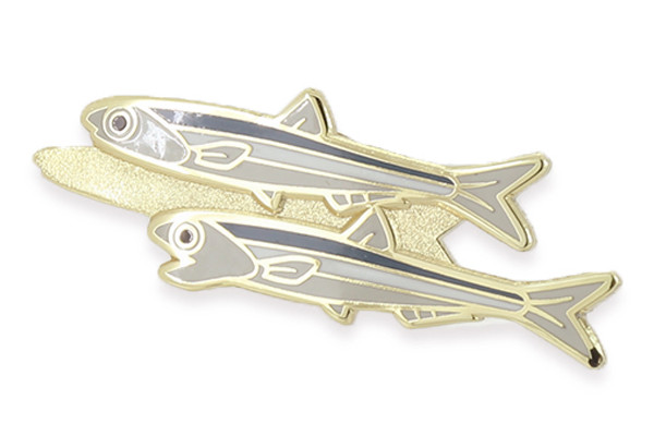 伊東屋オリジナル〈おいしい魚〉ピンバッジ